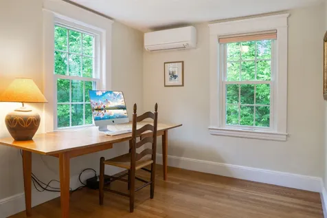144 Everett Park New London NH 03257