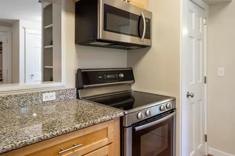 144 Everett Park New London NH 03257