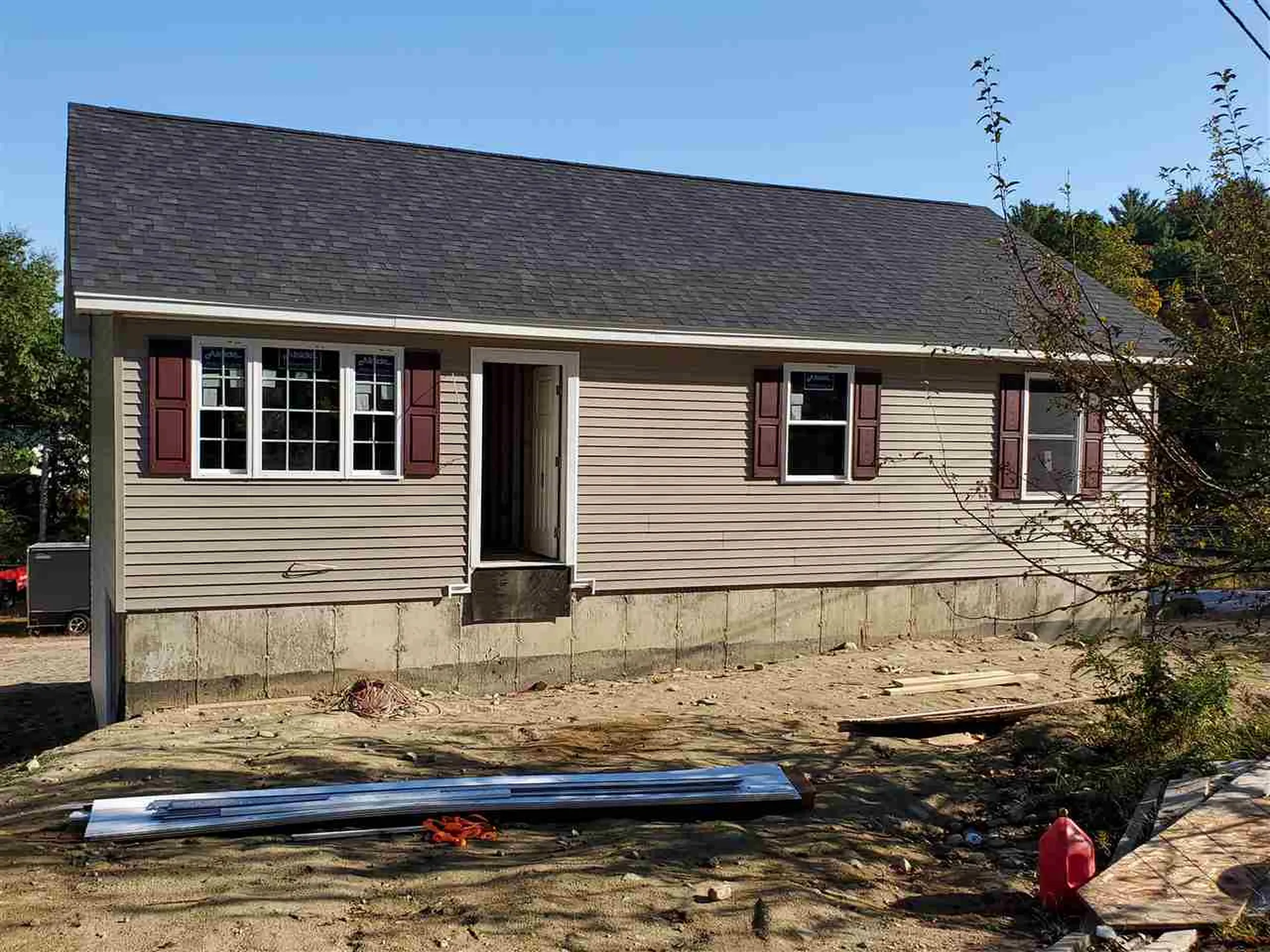 7 Upper Scotland Drive Raymond NH 03077