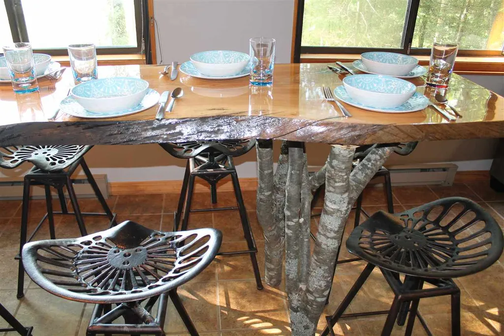 140 Hodgeman Hill Road Campton NH 03223