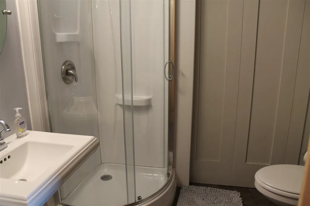 140 Hodgeman Hill Road Campton NH 03223