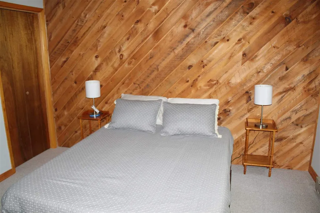 140 Hodgeman Hill Road Campton NH 03223