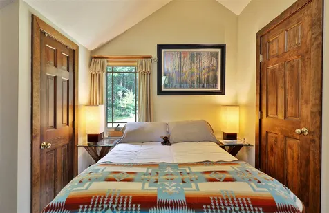 2040 Upper Michigan Road Pittsfield VT 05762