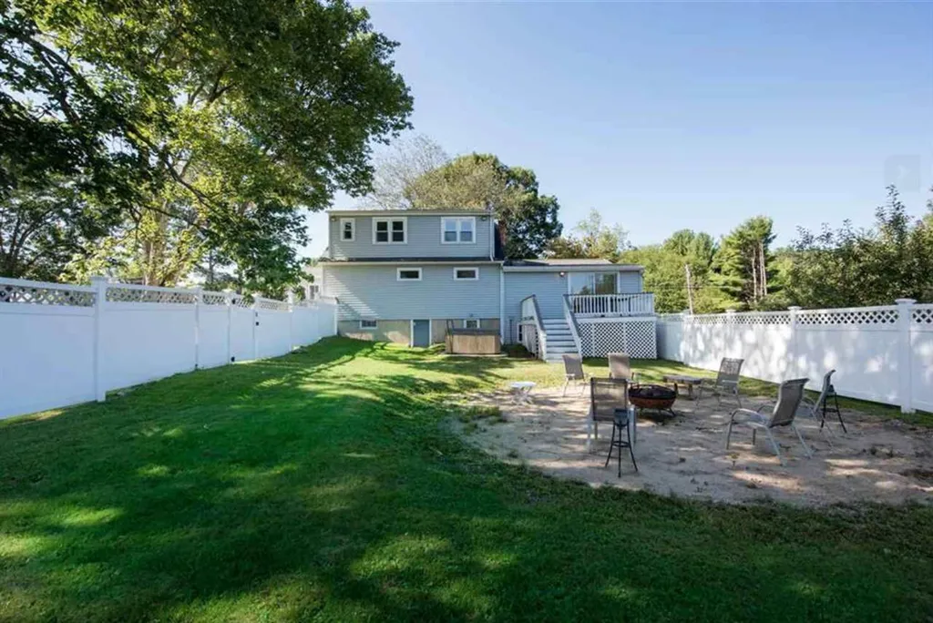 17 Rocky Hill Road Somersworth NH 03878