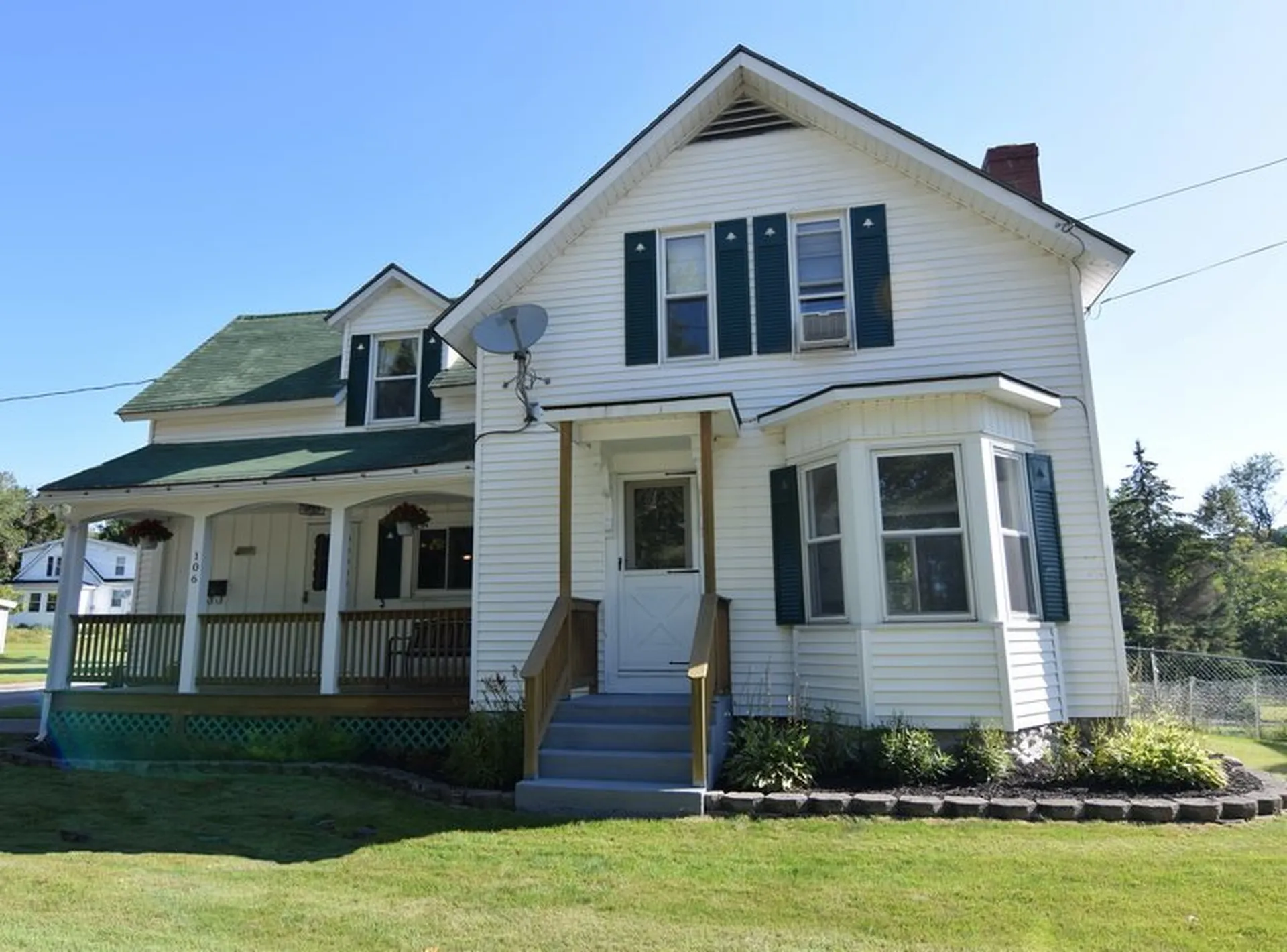 106 Pine Street Littleton NH 03561