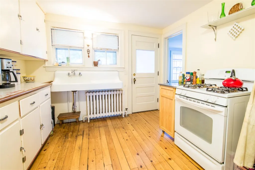 25 Cliff Street Burlington VT 05401