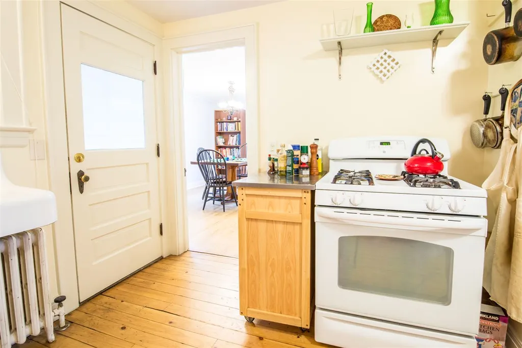 25 Cliff Street Burlington VT 05401