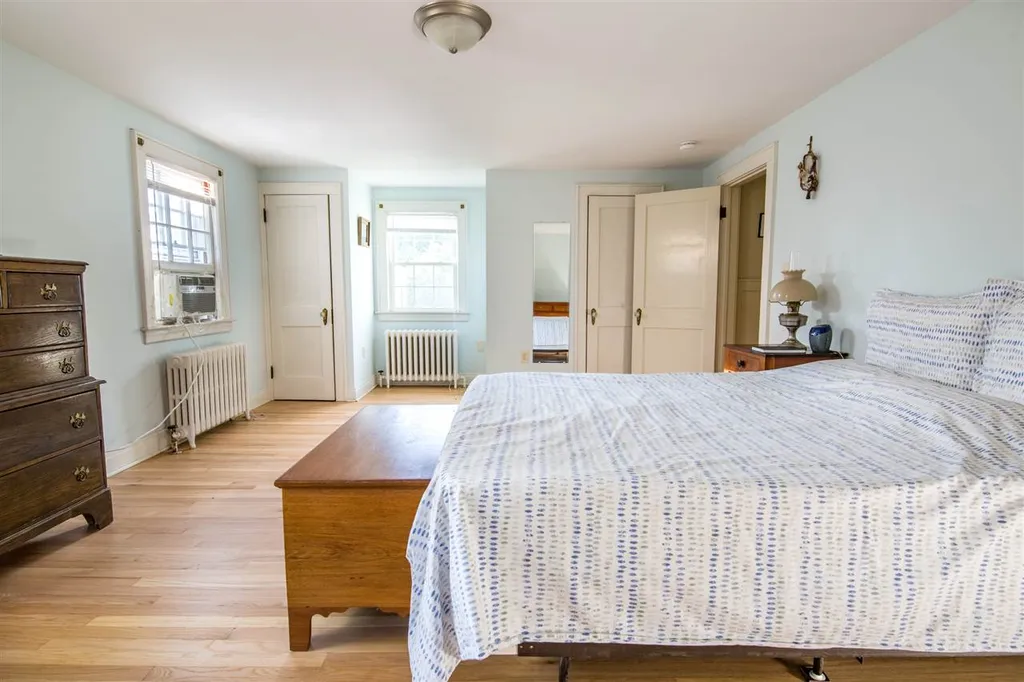 25 Cliff Street Burlington VT 05401