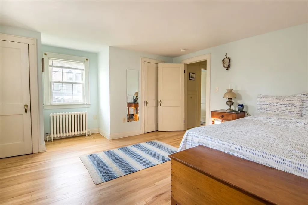 25 Cliff Street Burlington VT 05401