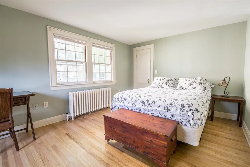 25 Cliff Street Burlington VT 05401