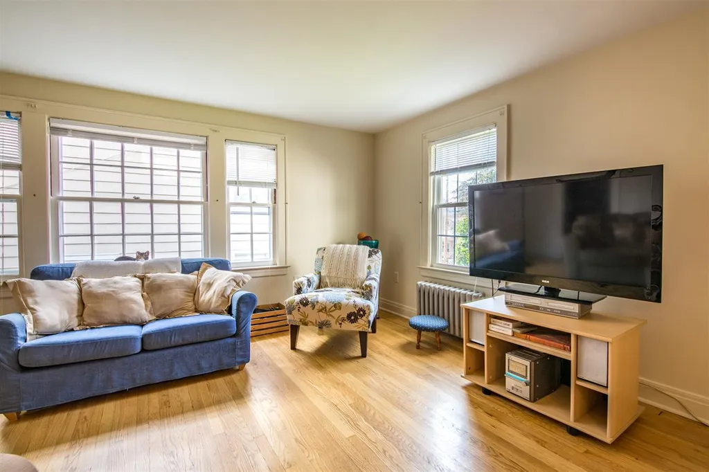 25 Cliff Street Burlington VT 05401