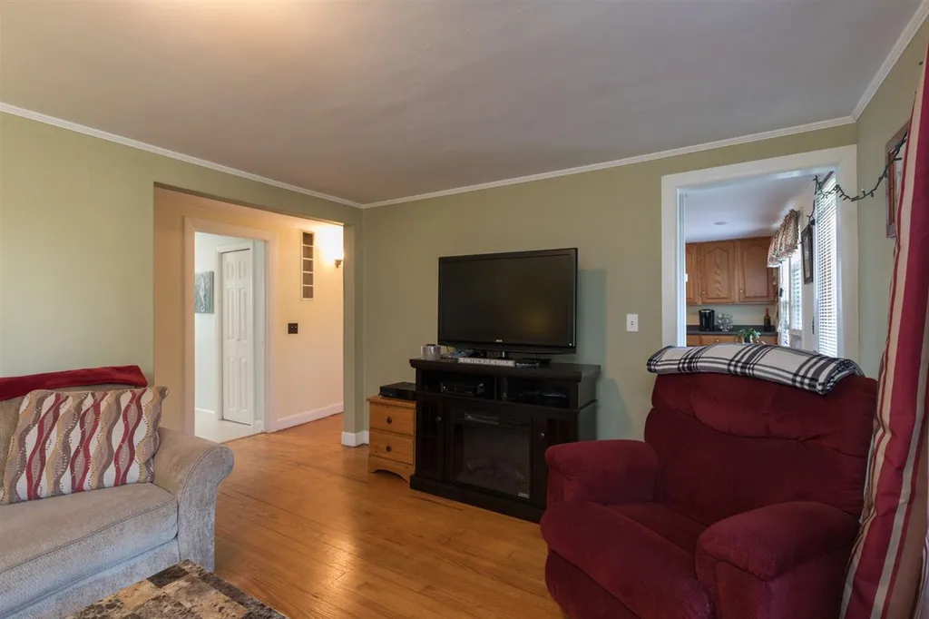 40 Autumn Street Rochester NH 03868