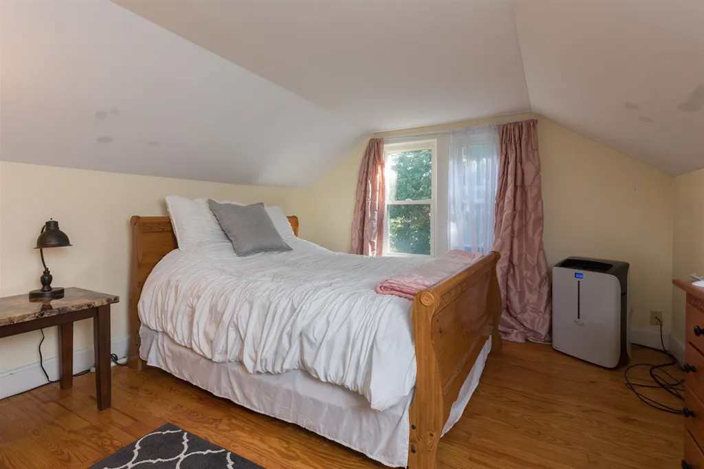40 Autumn Street Rochester NH 03868
