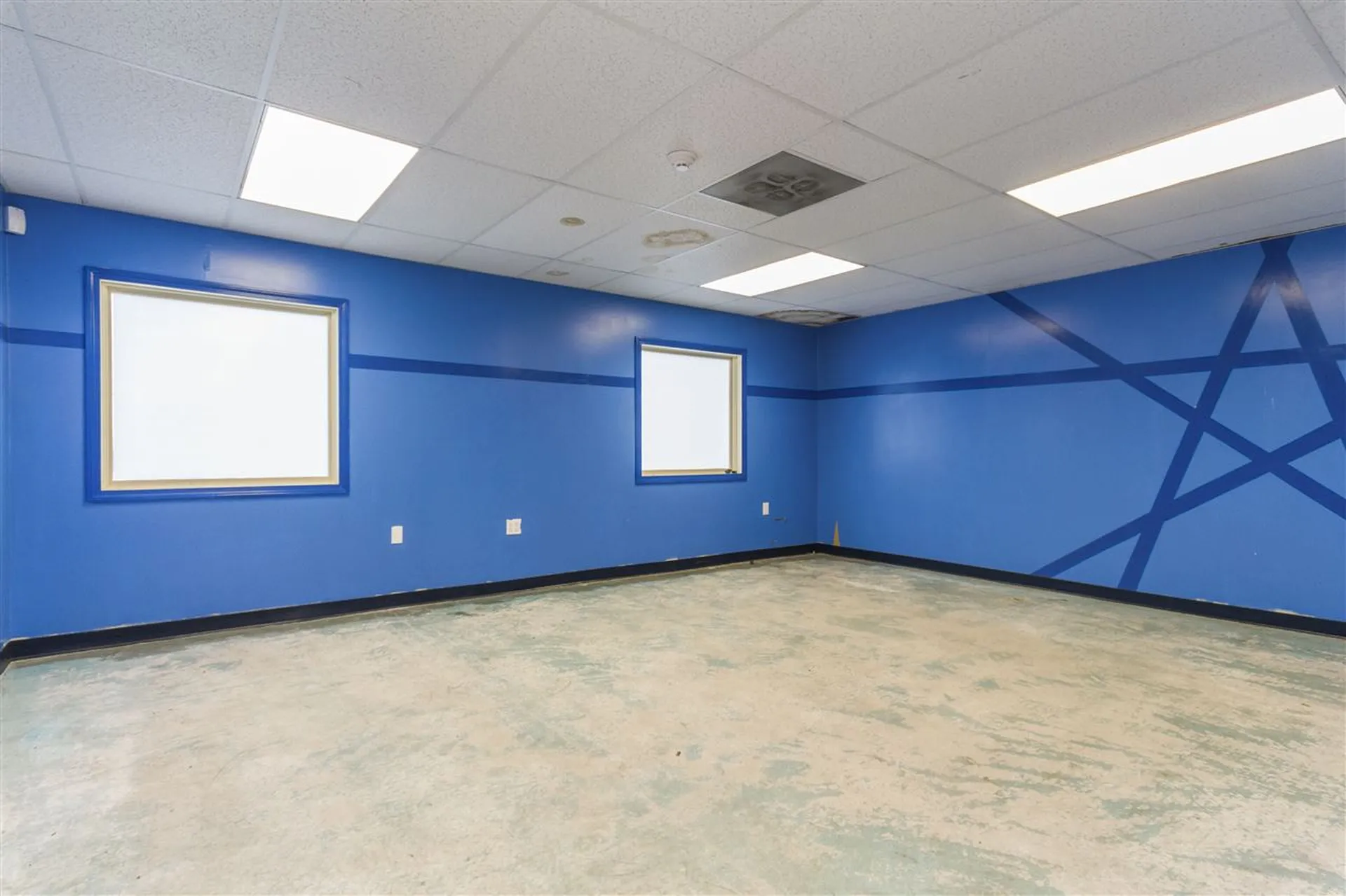 1329 Hooksett Road Hooksett NH 03106