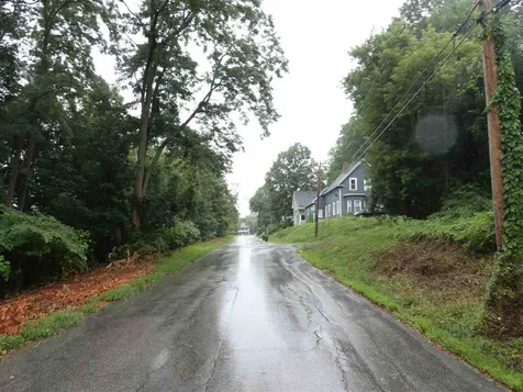64 Woodridge Road Franklin NH 03235