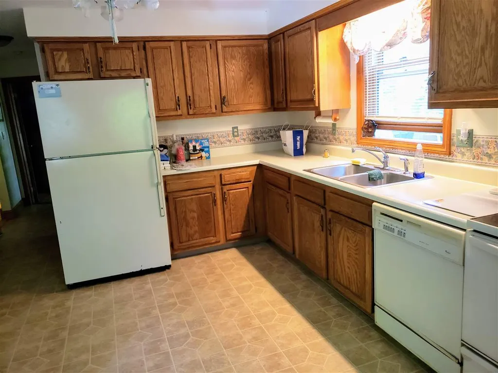 145 Blake Road Epping NH 03042