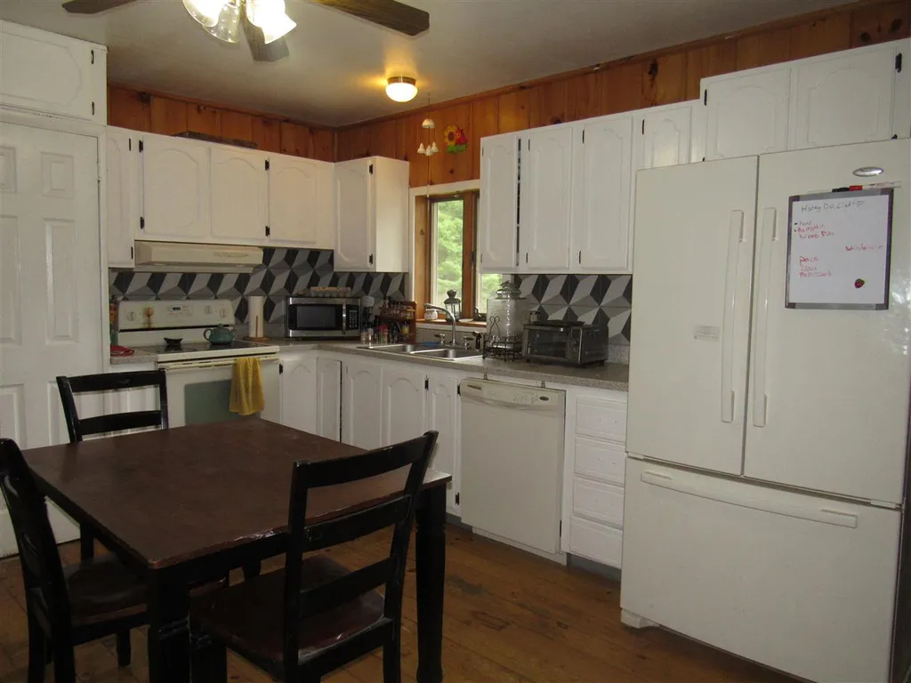 170 Veterinary Lane Brownington VT 05860