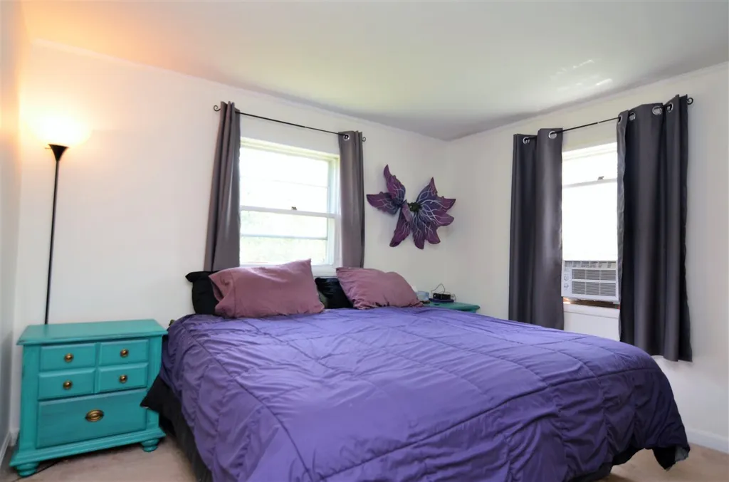 86 Waterloo Street Warner NH 03278