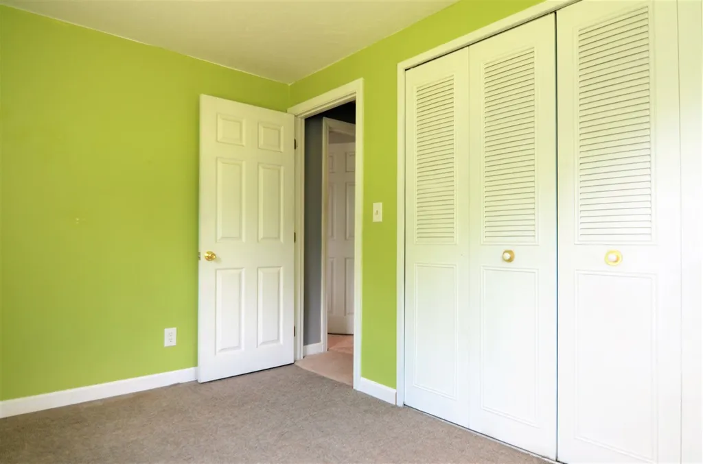 86 Waterloo Street Warner NH 03278