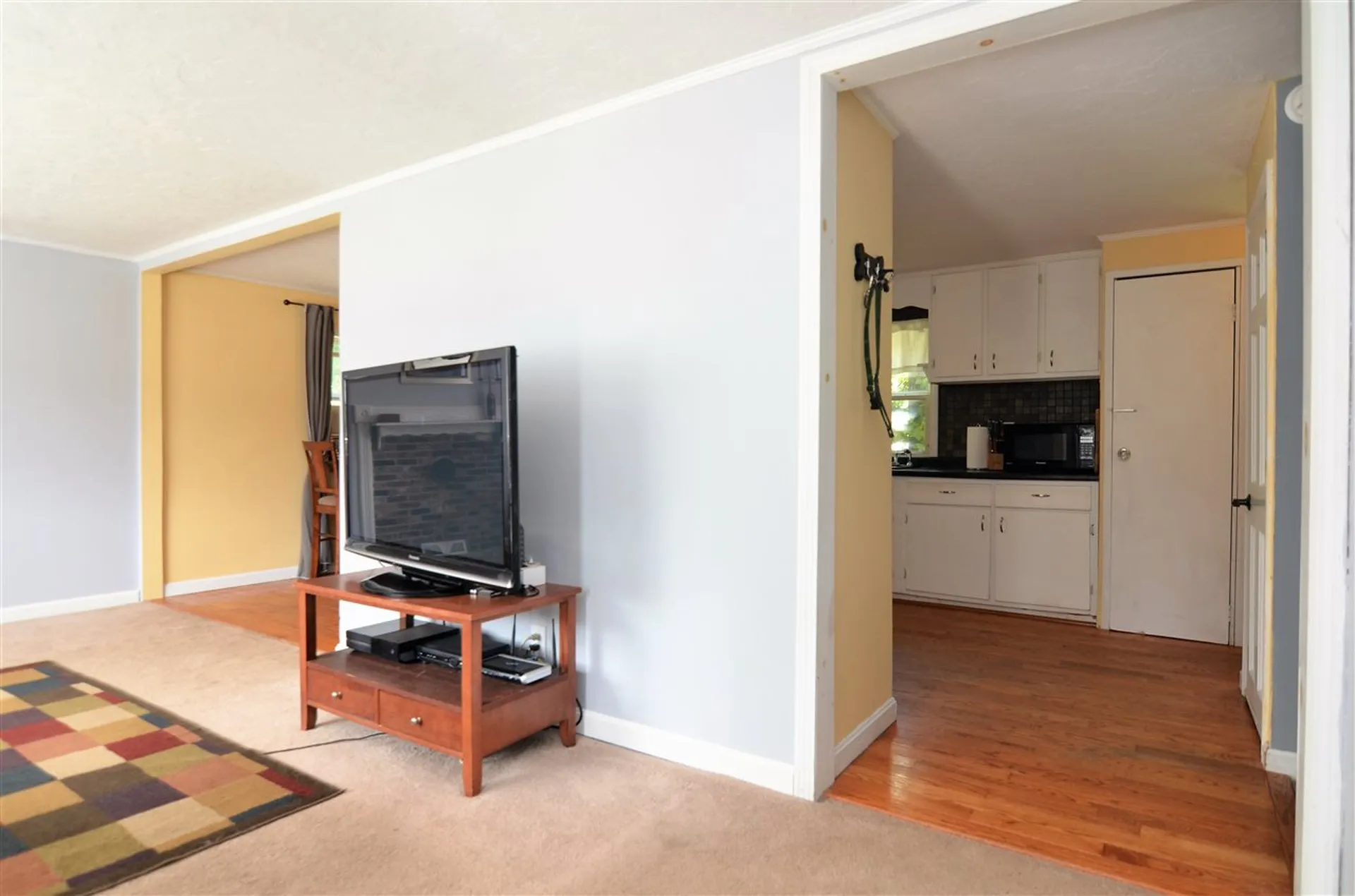 86 Waterloo Street Warner NH 03278