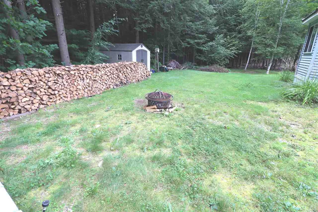18 Louis Lane Lincoln NH 03251