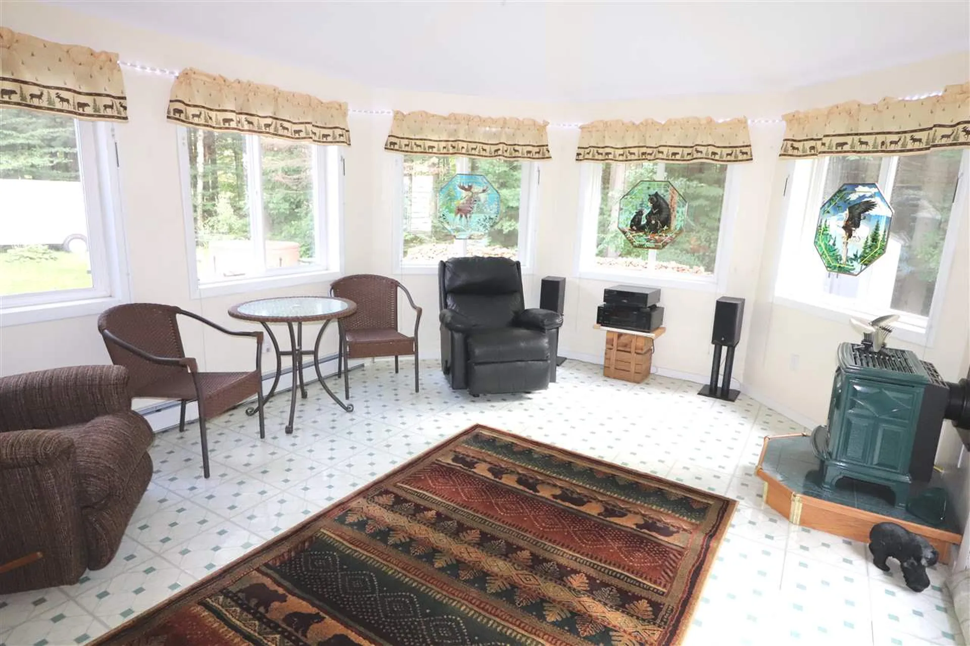 18 Louis Lane Lincoln NH 03251