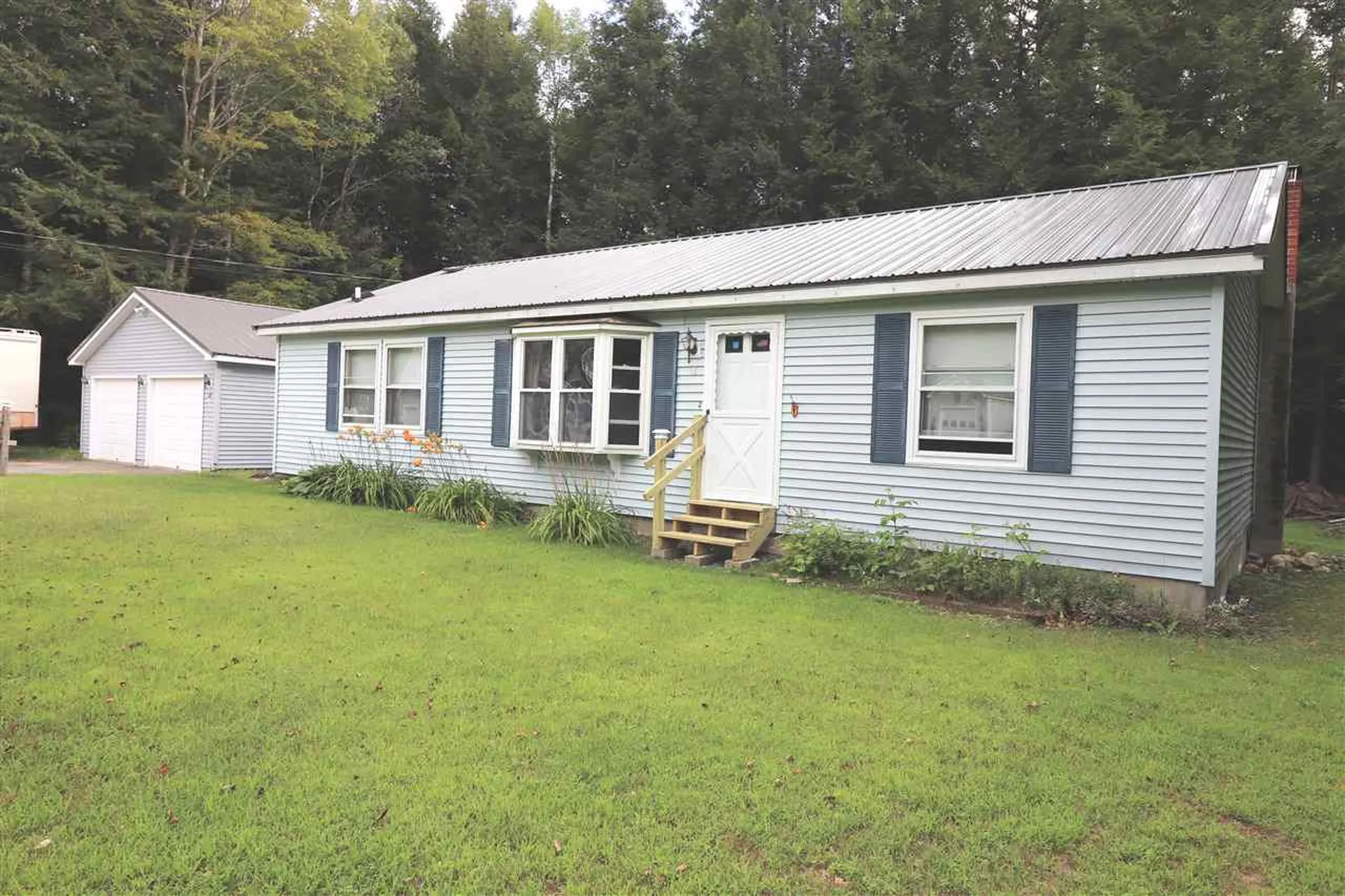 18 Louis Lane Lincoln NH 03251