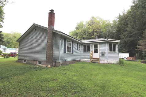 18 Louis Lane Lincoln NH 03251
