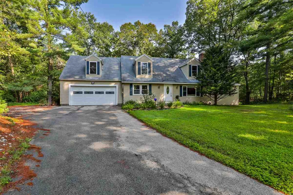 23 Bowers Road Derry NH 03038