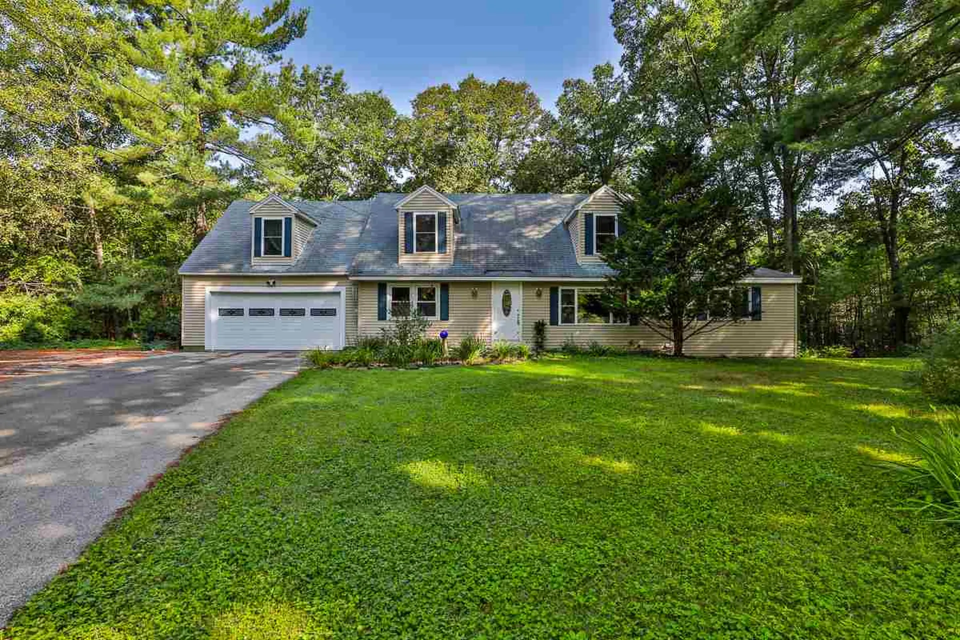 23 Bowers Road Derry NH 03038