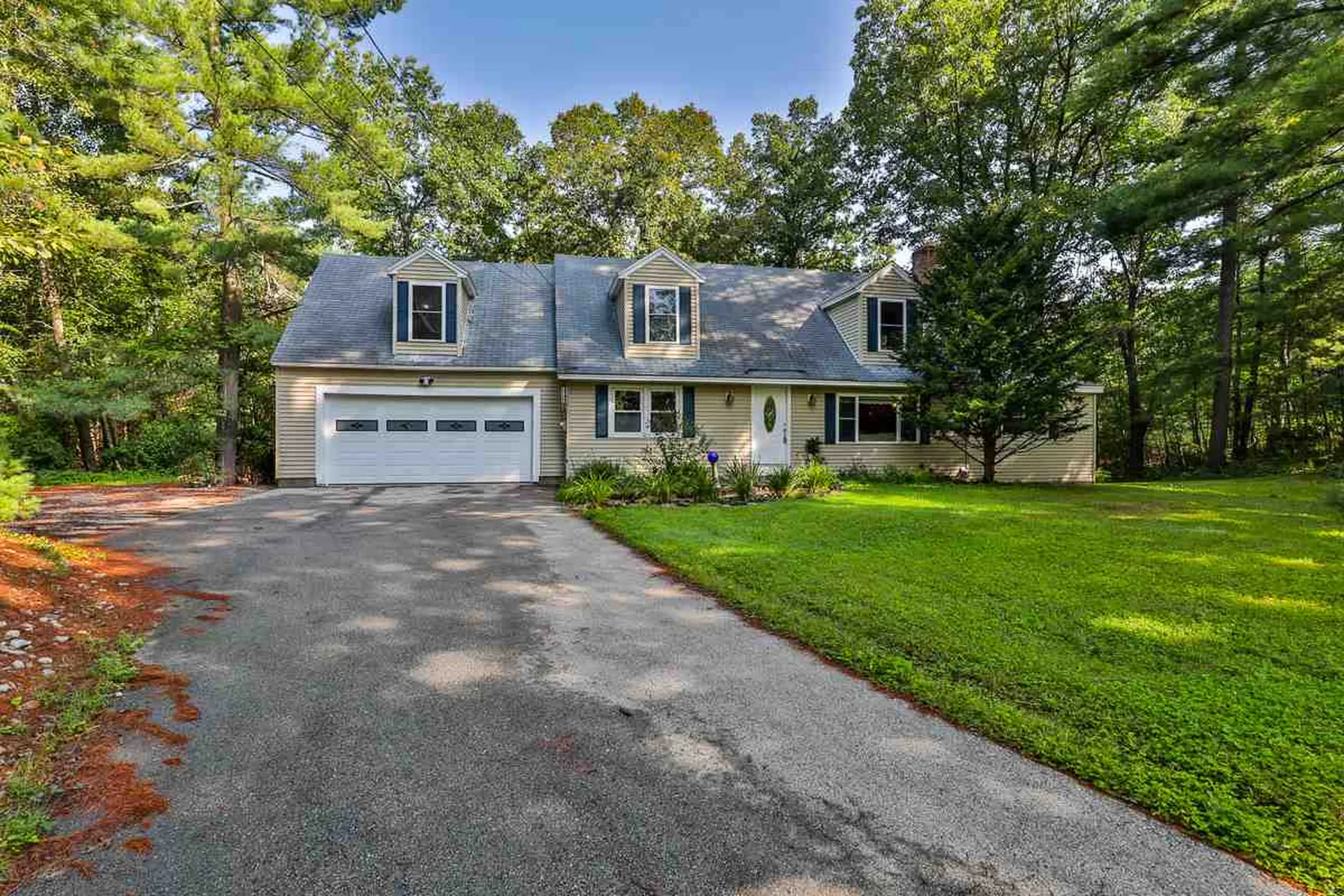 23 Bowers Road Derry NH 03038