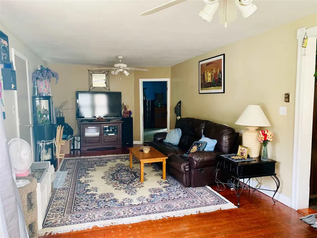 7 Valeska Lane Salem NH 03079
