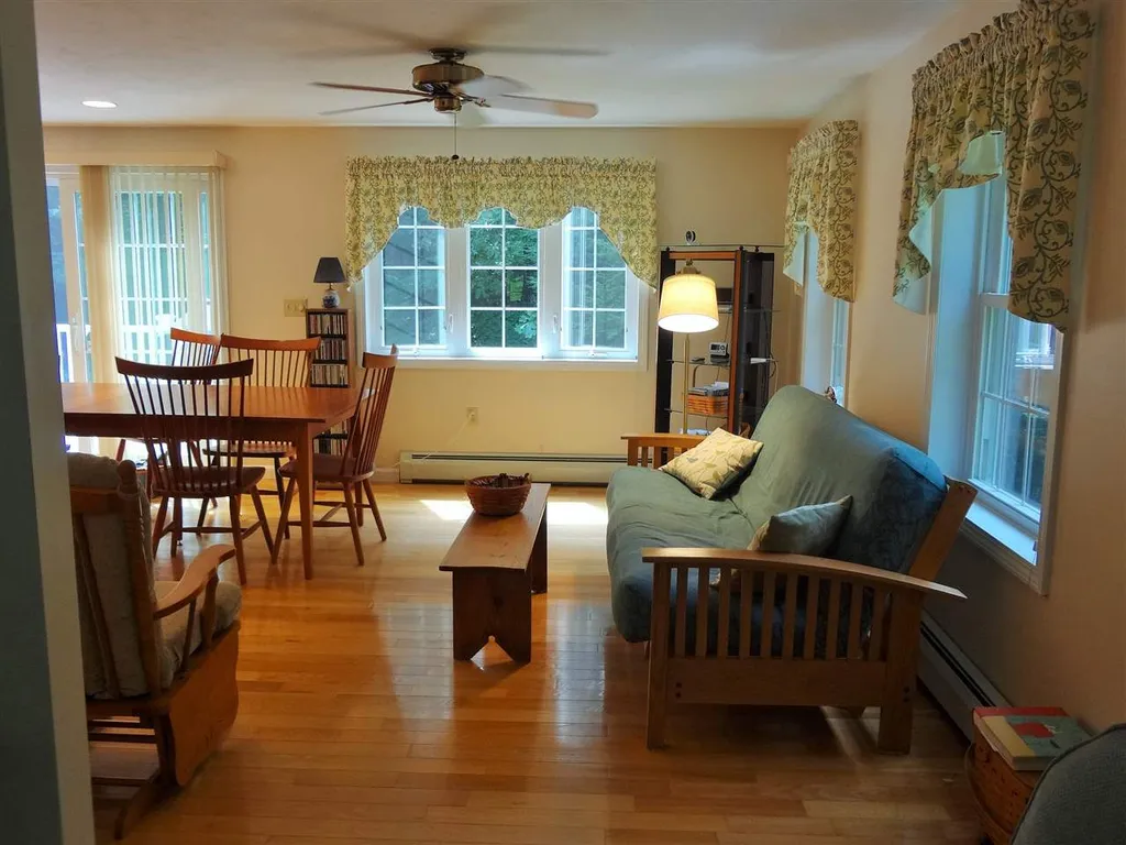 18 Clover Lane Barrington NH 03825