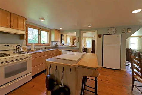 1236 South Hill Road Ludlow VT 05149