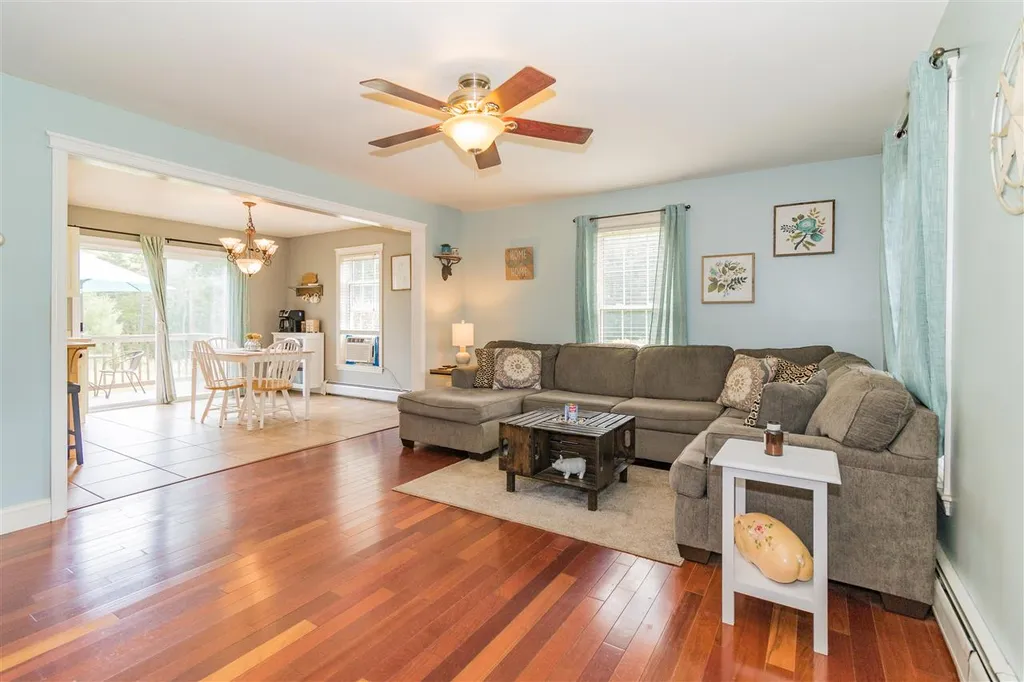 28 Shepherd Road Farmington NH 03835