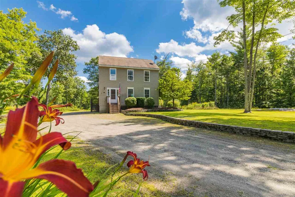 28 Shepherd Road Farmington NH 03835