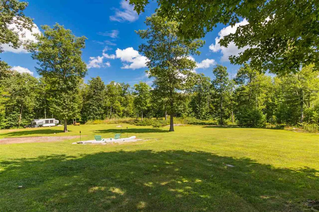 28 Shepherd Road Farmington NH 03835