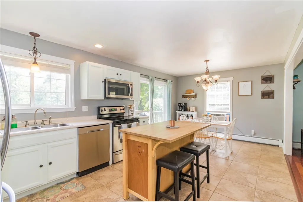 28 Shepherd Road Farmington NH 03835