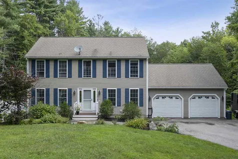 4 Blackberry Lane Raymond NH 03077