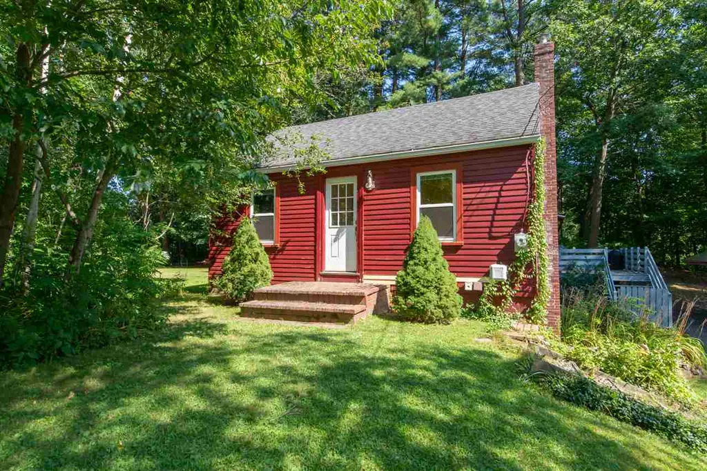 88 Old Post Road Kittery ME 03904