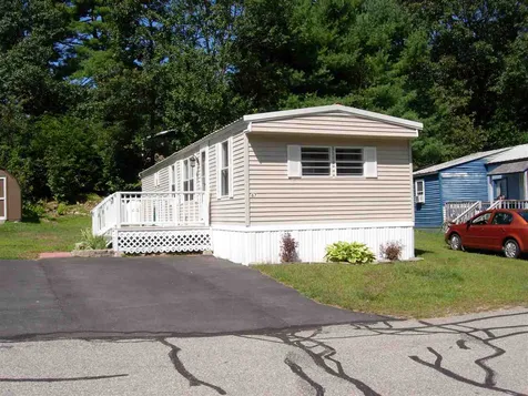 67 Crystal Springs Way Somersworth NH 03878