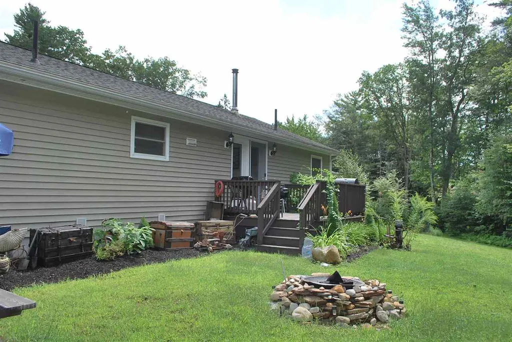80 Cross Road Rochester NH 03867
