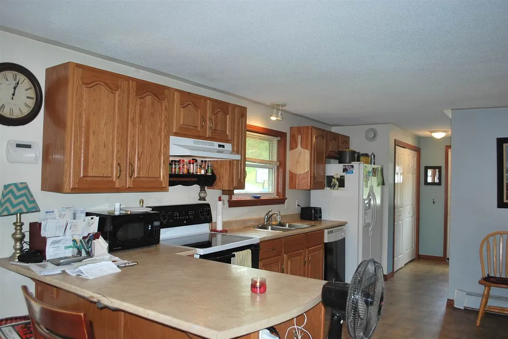 80 Cross Road Rochester NH 03867
