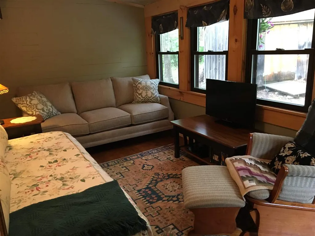 34 Blueberry Lane Alexandria NH 03222