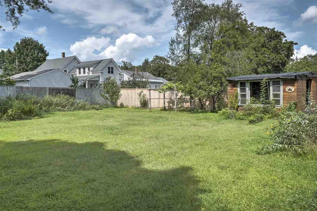 54 Russell Street Keene NH 03431
