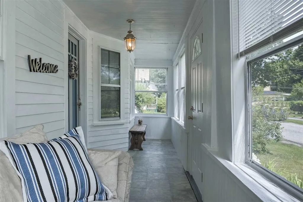 54 Russell Street Keene NH 03431