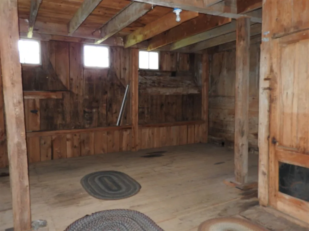 305 Bear Hill Road Hillsborough NH 03244