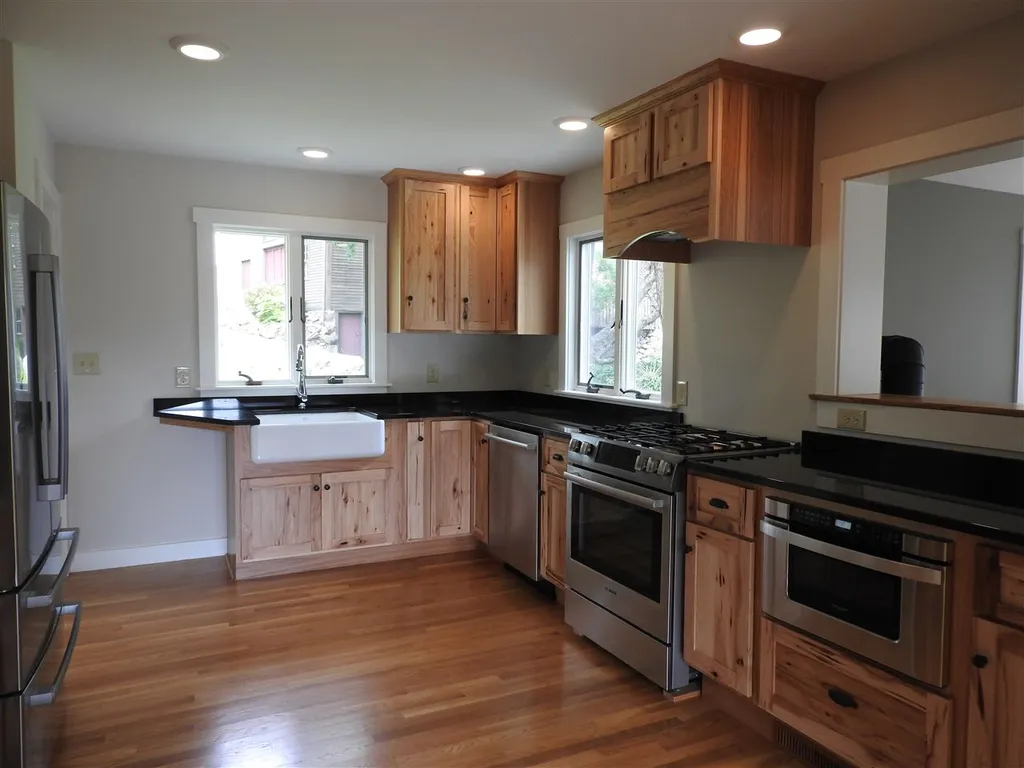 305 Bear Hill Road Hillsborough NH 03244