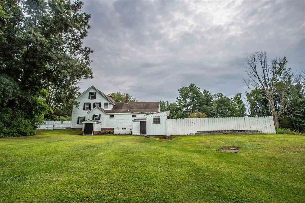 459 Mammoth Road Londonderry NH 03053