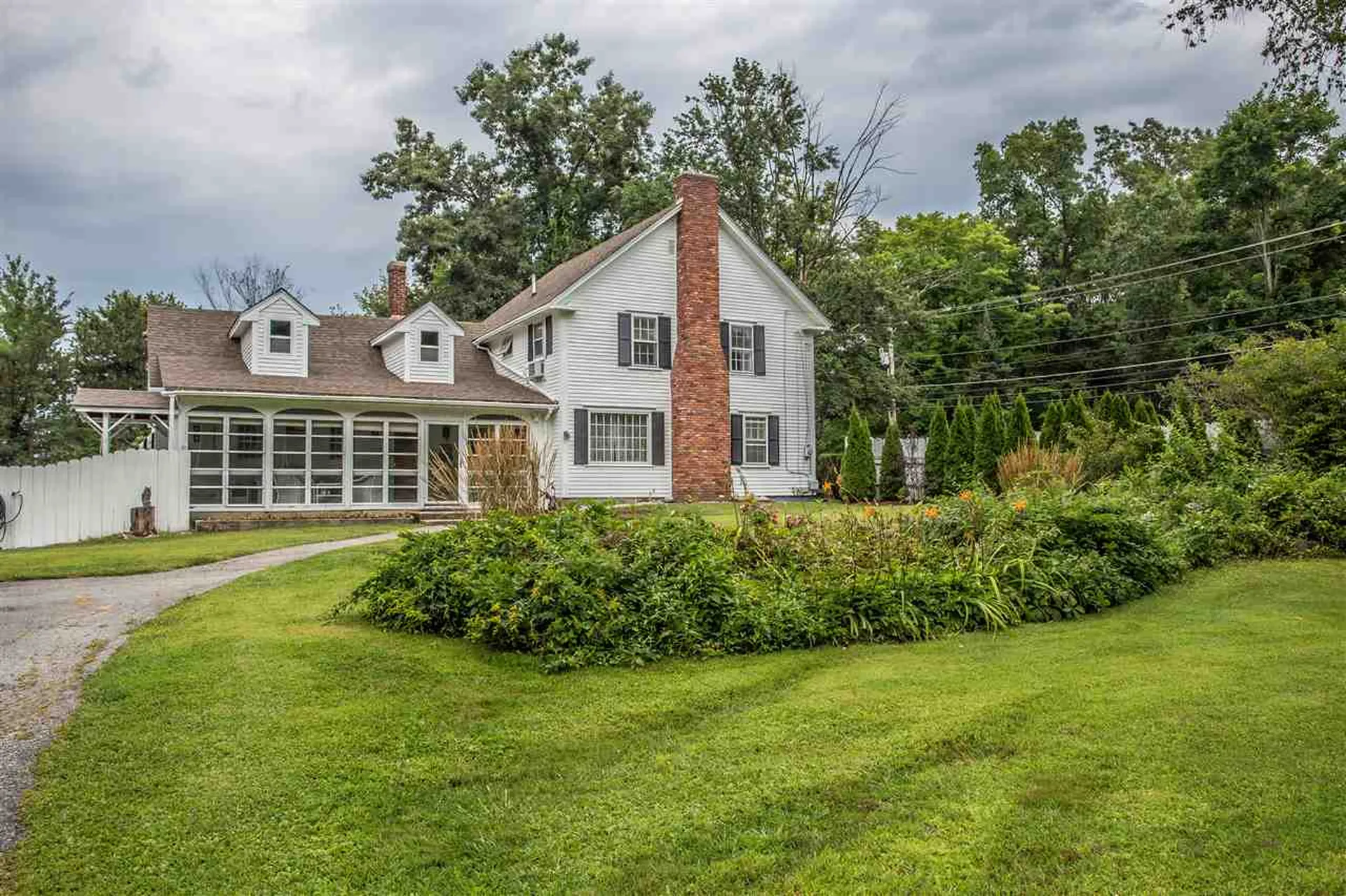 459 Mammoth Road Londonderry NH 03053